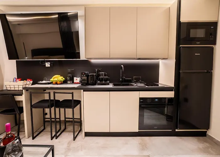 Monte Smith Luxury *