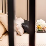 Monte Smith Luxury Apartment *