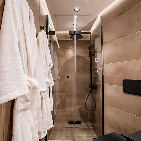 Monte Smith Luxury