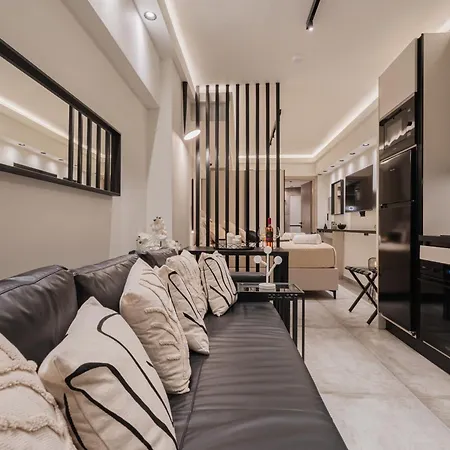 Monte Smith Luxury *