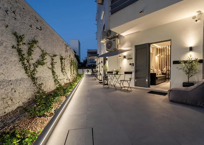Monte Smith Luxury Daire